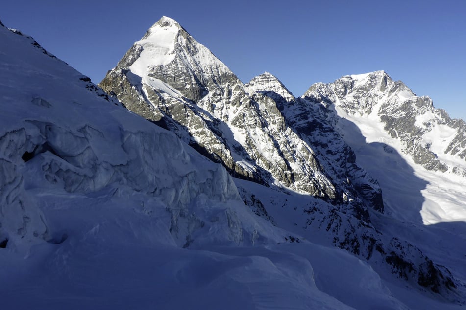 Unglück auf der Zugspitze: Deutscher Alpinist von Lawine in den Tod gerissen