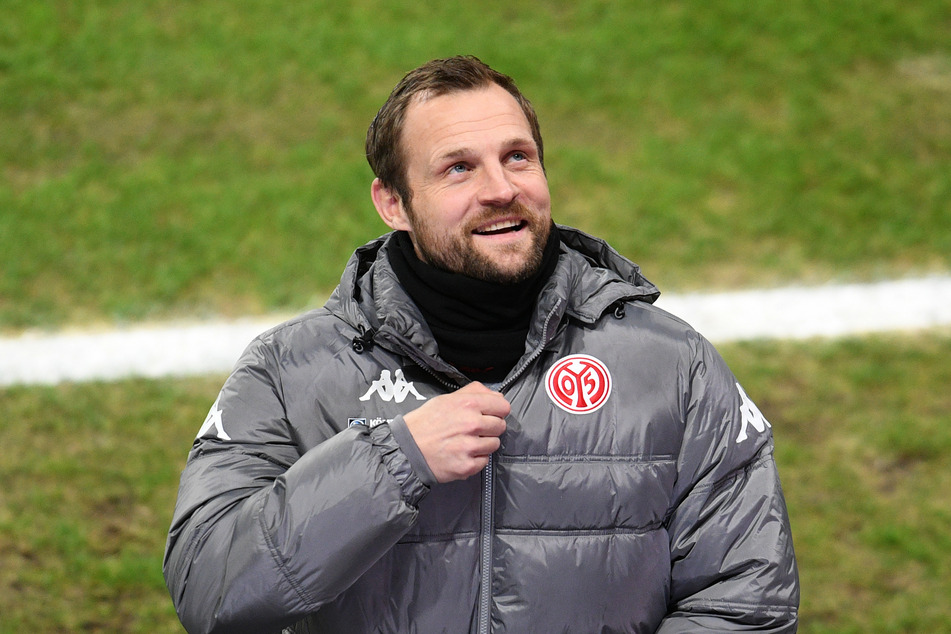 Mainz-Coach Bo Svensson (41) hofft gegen RB Leipzig auf den zweiten Saisonsieg.