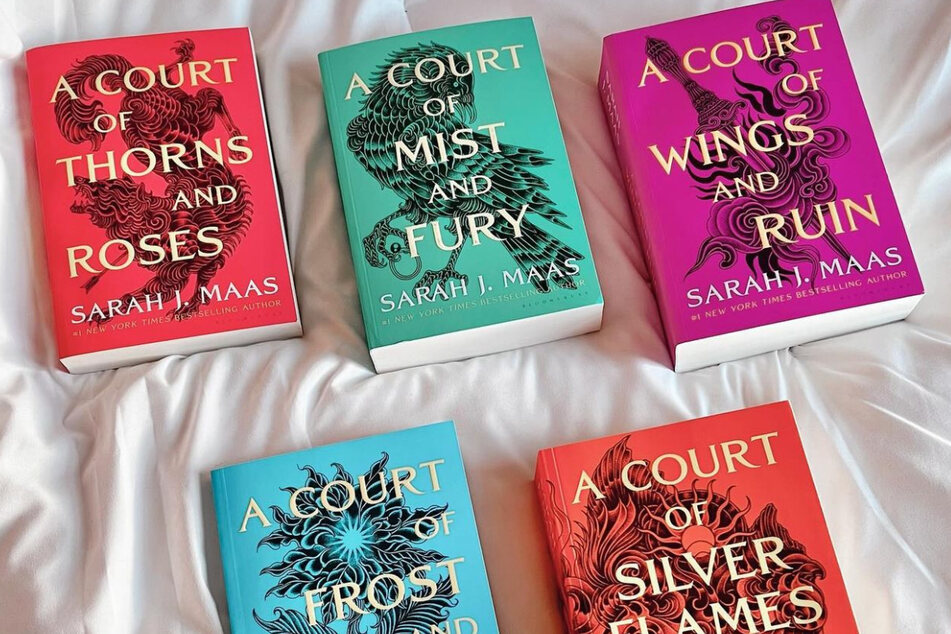 A Court of Thorns and Roses is a fantasy series by Sarah J. Maas, which is perfect for fans of Fourth Wing.