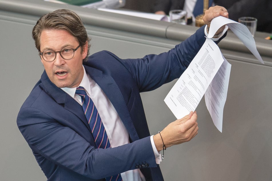 Scheuer hatte im April 2024 sein Bundestagsmandat niedergelegt.