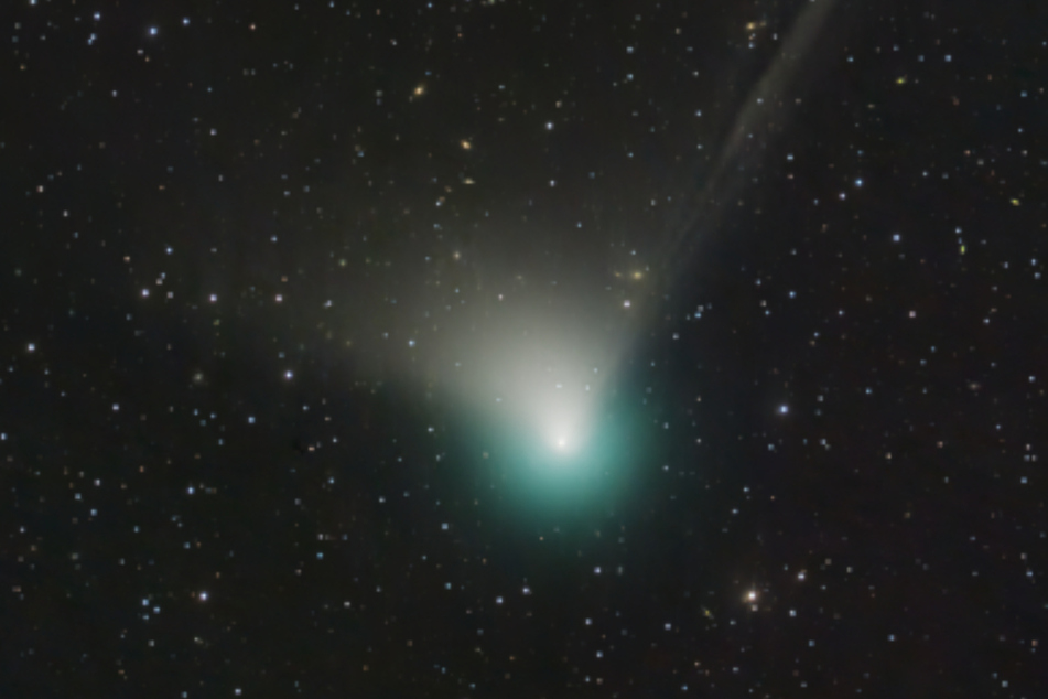 Comet C/2022 E3 (ZTF) was discovered in March 2022 by the Zwicky Transient Facility. At the time, it was in Jupiter's orbit.