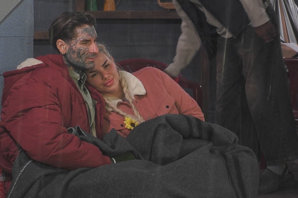 Nachdem Nikola (30) und Kim Virginia Grey (31) bei "Promi Big Brother" ausgeschieden waren, wurde es für Gloria interessanter.