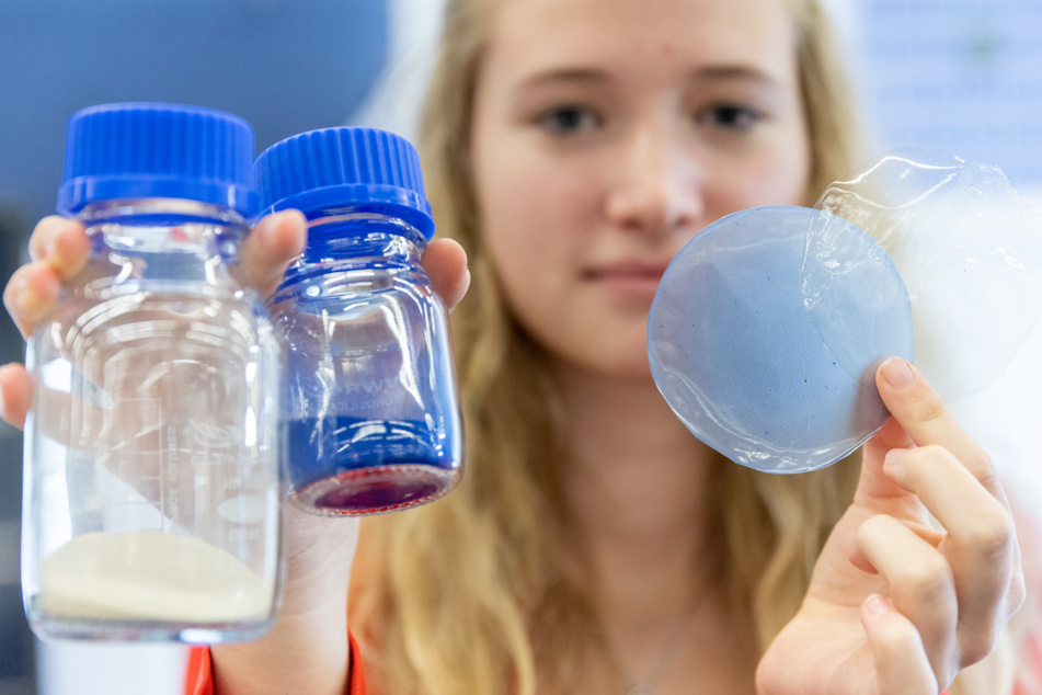 Folie aus Krabbenhaut und ein "Löschigel": Erfindermesse Iena eröffnet