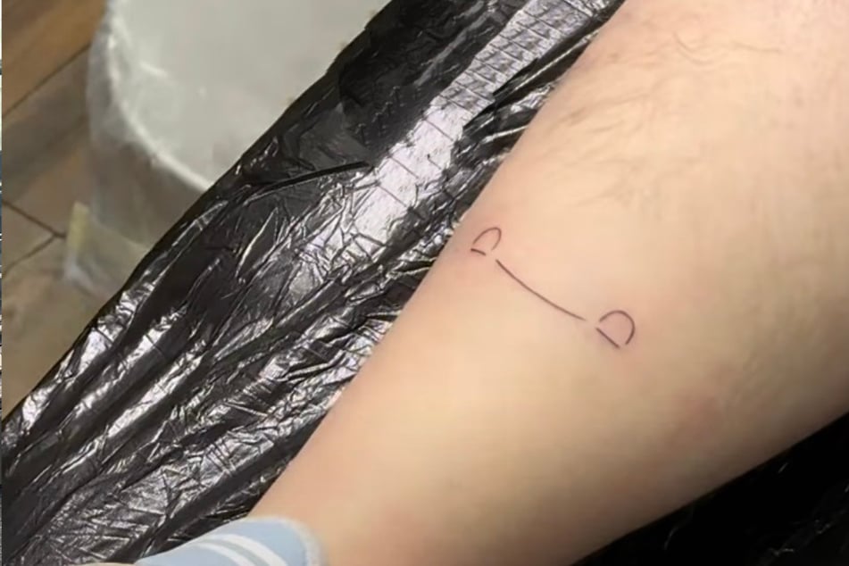 Wer sich dieses Tattoo sticht, bekommt ein geniales Geschenk