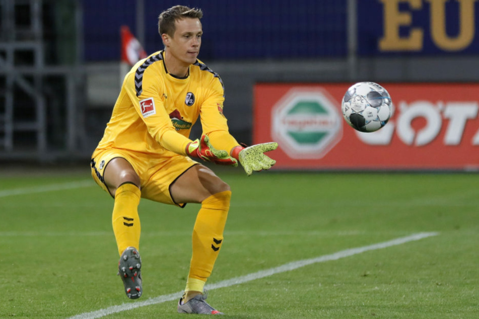 Kann sich Herthas neue Nummer eins Alexander Schwolow (28), hier noch im Dress des SC Freiburg, auch schon bald im Nationaltrikot fangsicher zeigen?