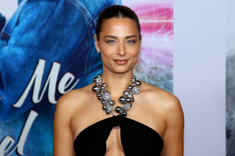 Amira will in naher Zukunft erstmal Abstand vom Medium Podcast nehmen und die Zeit ohne genießen.