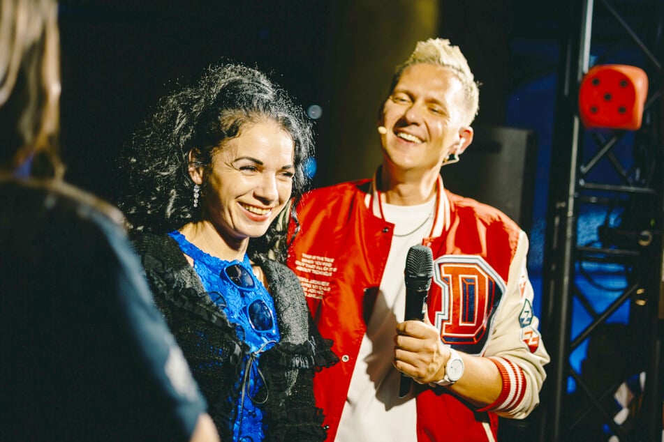 Showmaster Tommy Lücke und Assistentin Malin sorgen bei der "Big Casino Gameshow" für einen atemberaubenden Abend voller Überraschungen.