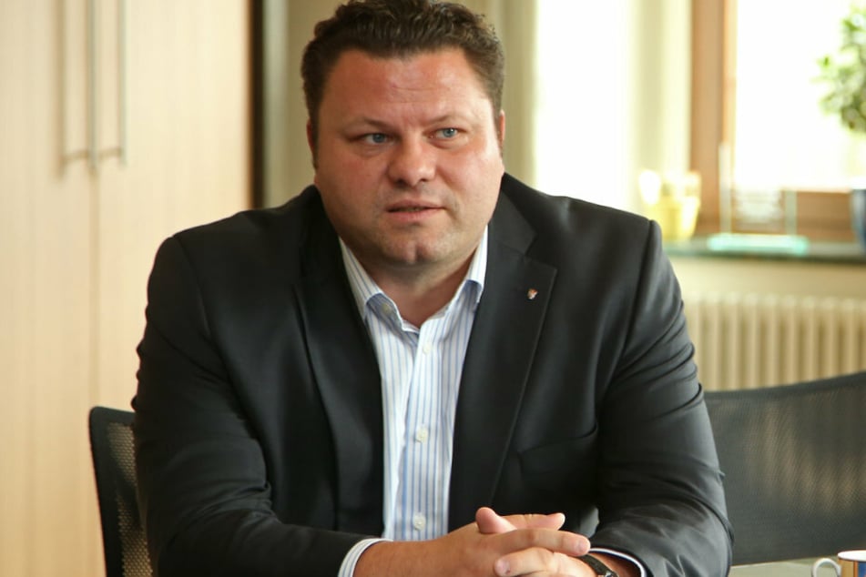 Hier noch ohne Bart: Oberbürgermeister Lars Kluge ist seit 2012 in seinem Amt.