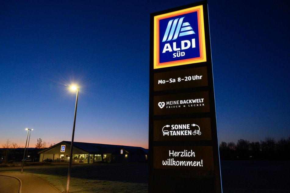 Aldi will bis 2030 nur noch Fleisch aus artgerechter Tierhaltung verkaufen.