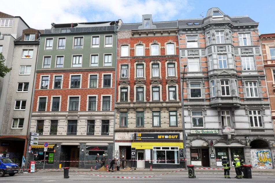 Dieser Altbau in Hamburg-Altona ist massiv einsturzgefährdet.
