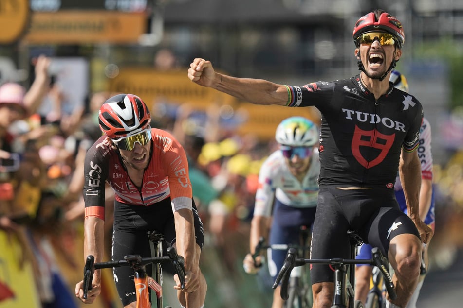 Julian Alaphilippe (33) entschied den Massensprint auf der 15. Tour-Etappe für sich, die Ziellinie hatte er aber nicht als Erstes überquert.