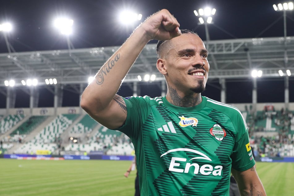 Maurides (31) hat nur fünf Tage nach seinem Wechsel vom FC St. Pauli zu Radomiak Radom ein erfolgreiches Debüt gefeiert.