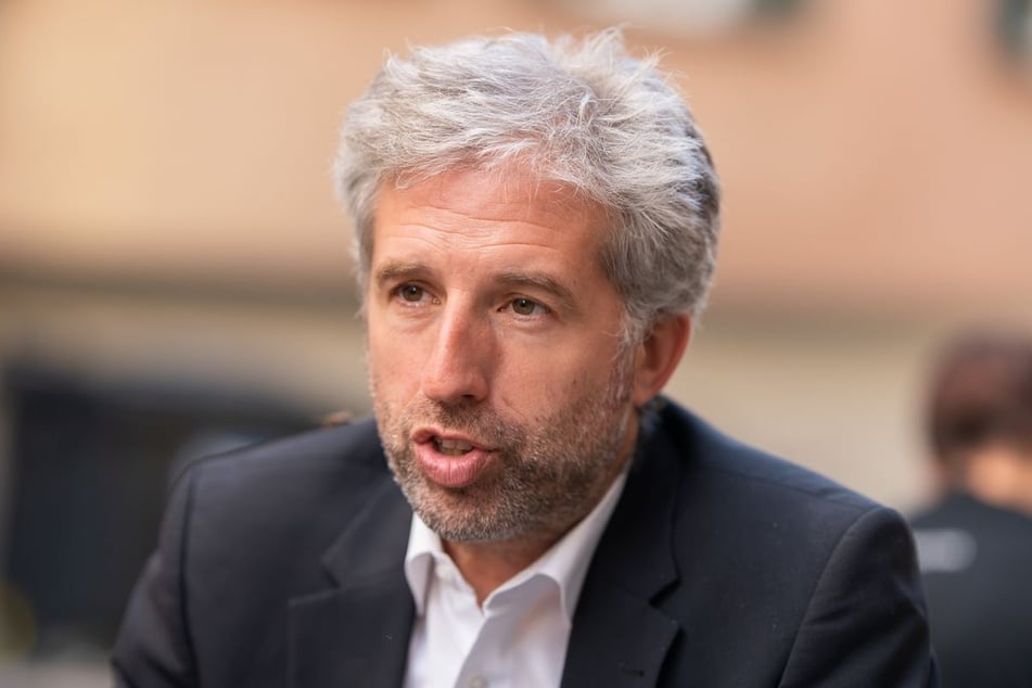 Boris Palmer (53, parteilos) wettert gegen rücksichtslose E-Scooter-Fahrer.