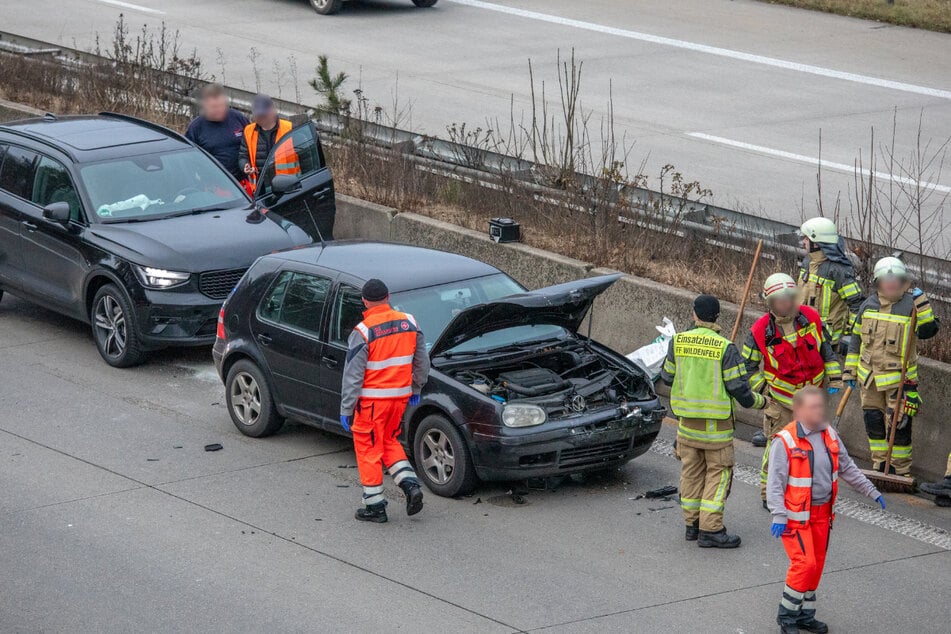 Feuerwehr, Polizei und Rettungsdienst waren im Einsatz.