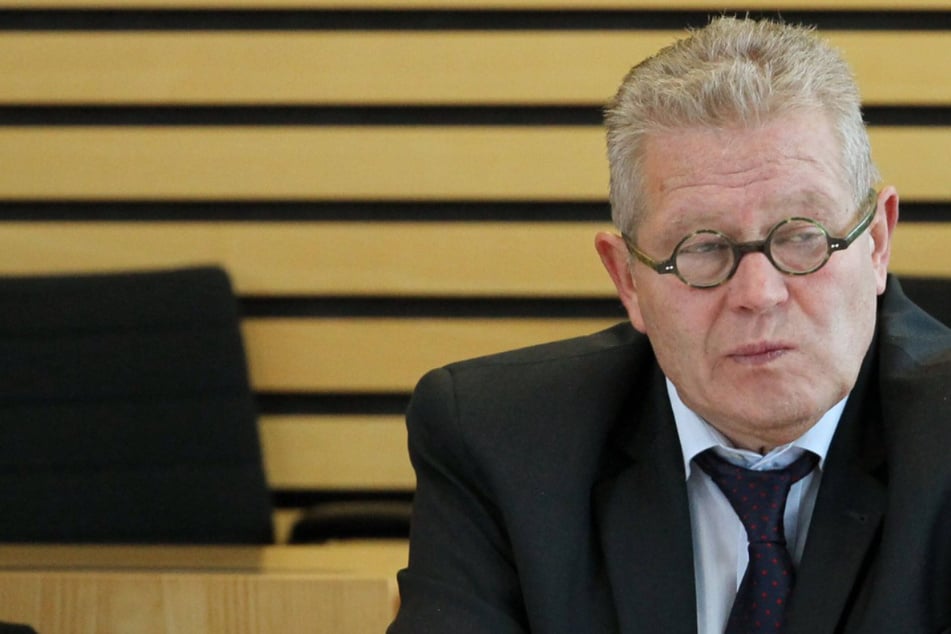 Thüringer AfD-Abgeordneter soll Stasi-Spitzel gewesen sein