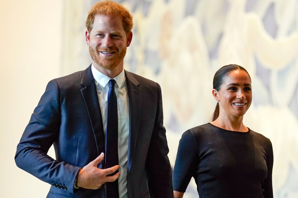 Prinz Harry (41) und Meghan Markle (45) wollen für unbestimmte Zeit zurück in eine Unterkunft außerhalb Londons ziehen.