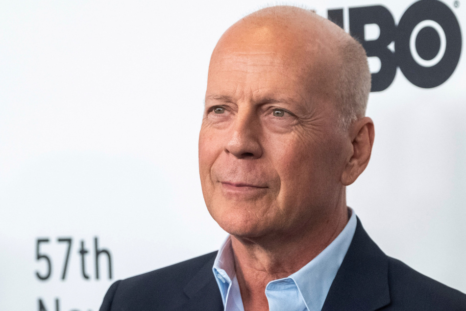 Bruce Willis (67) zeigte sich mit seiner Frau in Los Angeles.