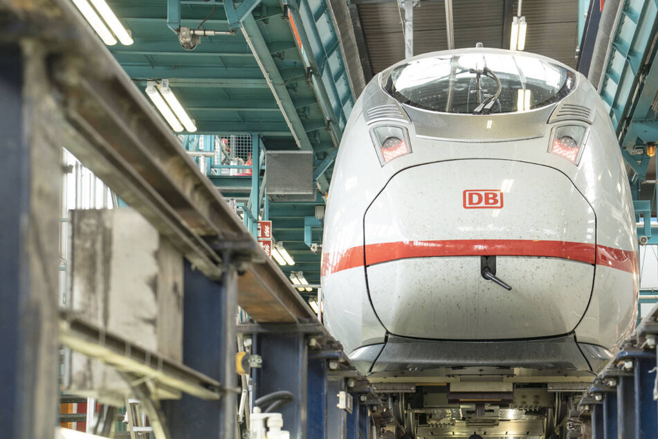 Ein ICE 3 neo: Erstmals werden die Züge der neuesten ICE-Generation mit dem Fahrplanwechsel am 11. Dezember zwischen dem Rhein-Main-Gebiet und Köln eingesetzt.