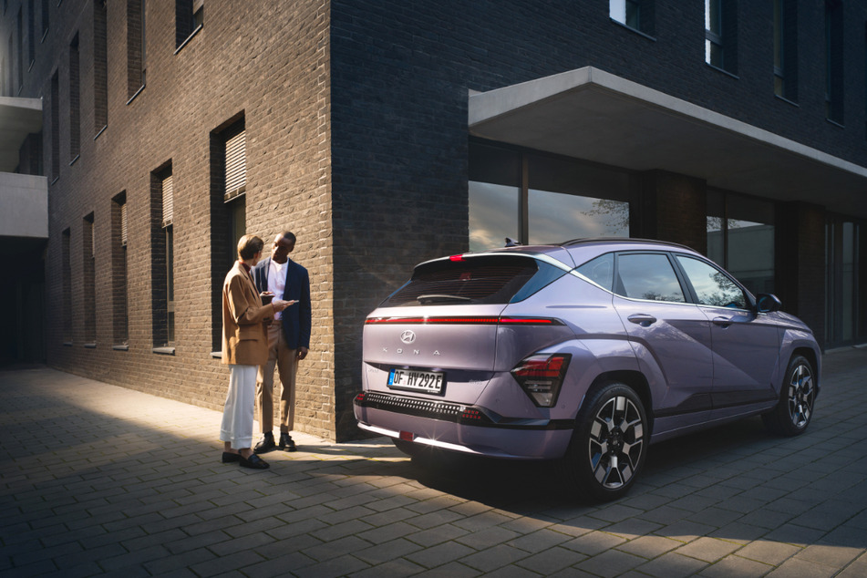 Beim Autohaus Anders gibts den neuen Hyundai KONA Elektro schon ab 41.990 Euro⁴ Barpreis.