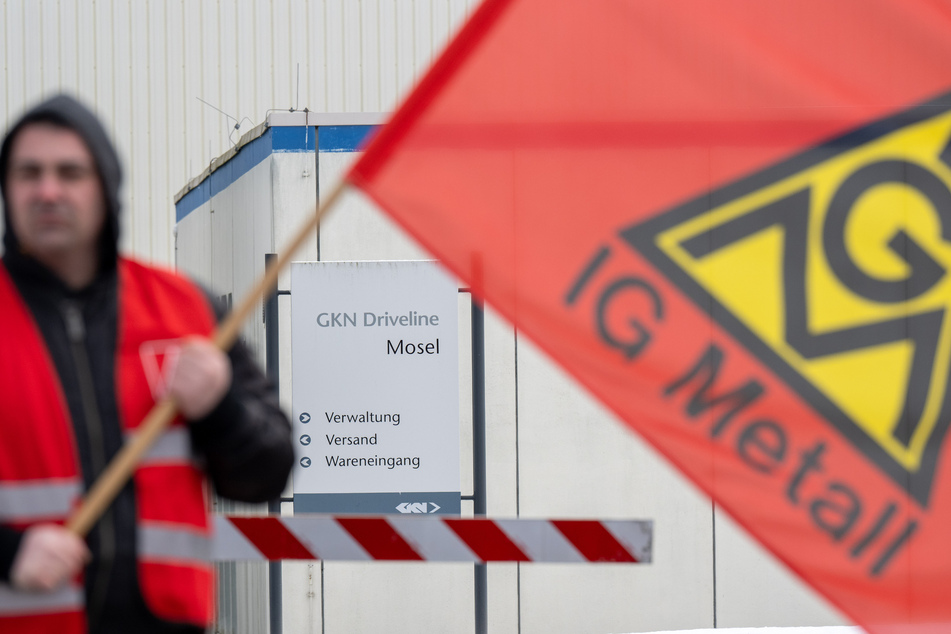 Die Mitarbeiter des Gelenkwellenwerks in Zwickau wollen ihren Standort nicht aufgeben.