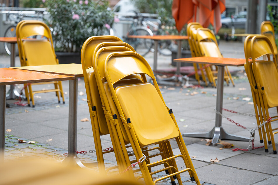Minijobber in Kneipen und Cafés leiden besonders an Corona-Jobverlust.