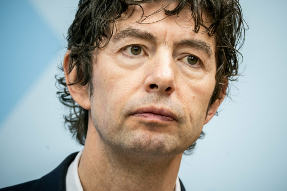 Christian Drosten (48), Direktor, Institut für Virologie, Charite - Universitätsmedizin Berlin, aufgenommen bei einer Pressekonferenz zum Nationalen Forschungsbündnis der Universitätsmedizin im Kampf gegen Covid-19. (Archivbild)