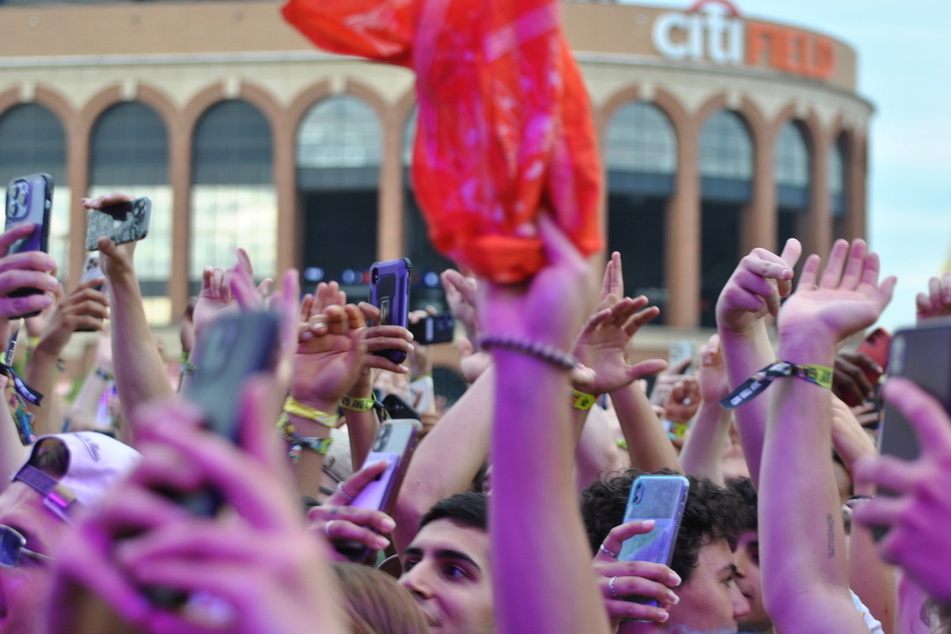 Festival-goers vibed out at Citi Field.