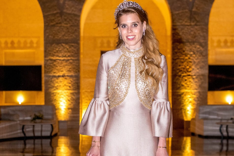 Prinzessin Beatrice (35) kleidet sich mittlerweile wie eine Königin.