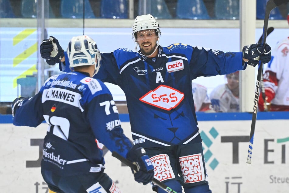 Simon Karlsson (r.) besorgte das 1:0.