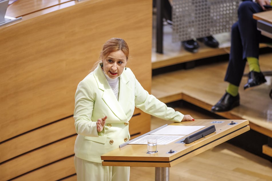 Franziska Schubert (44, Grüne): Die Behörden müssen wissen, wo welche exotischen Tiere gehalten werden.