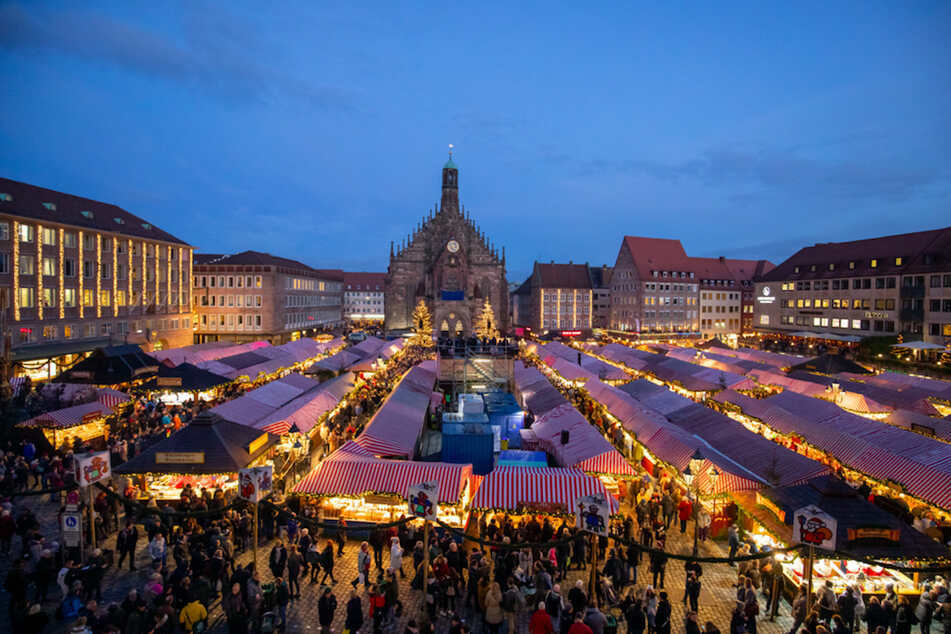 Die Verantwortlichen zeigten sich enttäuscht über die erneute Absage des Nürnberger Christkindlesmarktes. (Archiv)