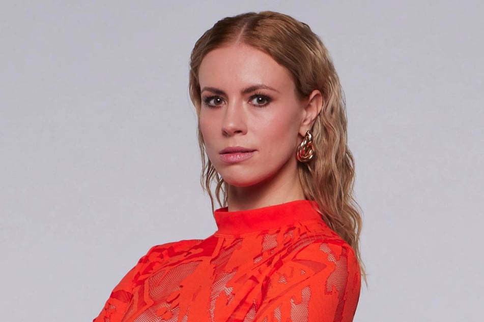 Lara Dandelion Seibert (33) gewährt den Zuschauern einen kleinen Einblick in die Dreharbeiten.