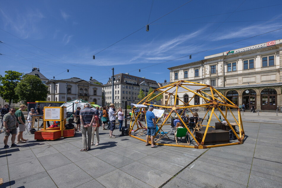 Das Konzept "Platzvisionen" startete am Samstag am Bahnhofsvorplatz.