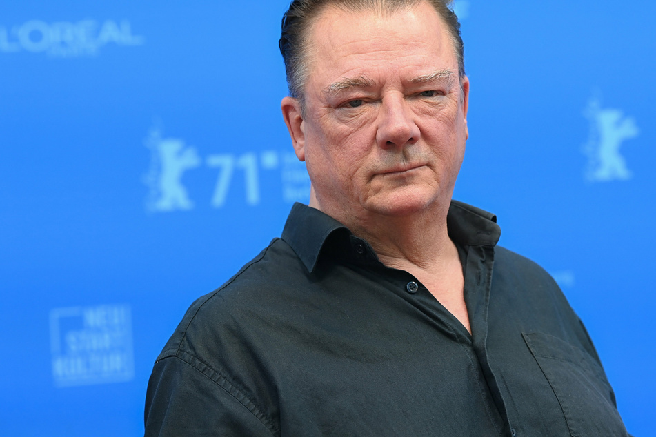 Schauspieler Peter Kurth (64) Kurth arbeitet nach "Nebenan" bereits an seinem nächsten Projekt.