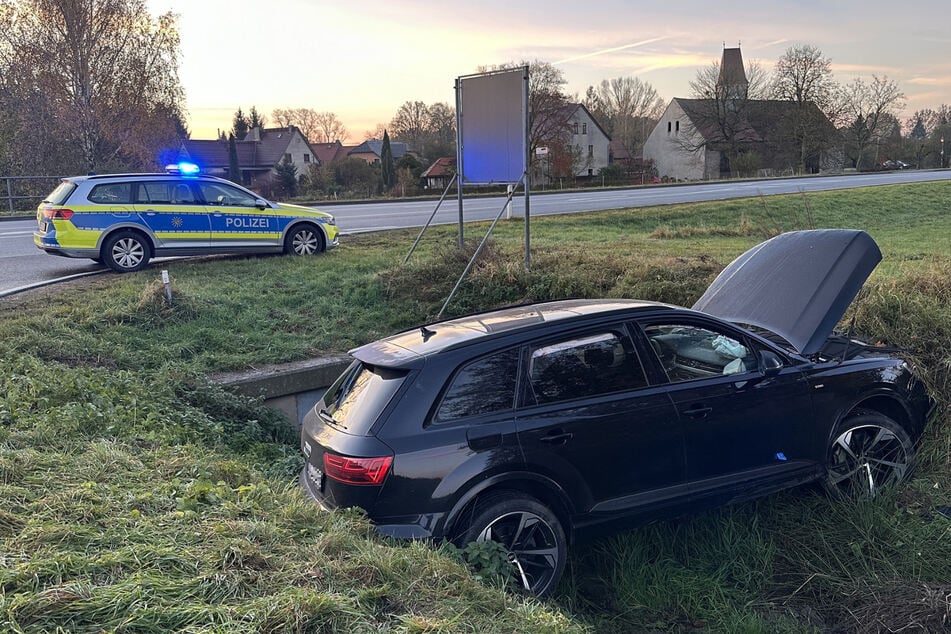 Ein Audi-Fahrer (43) lieferte sich am Donnerstagmorgen ein Rennen mit der Polizei. In Nieder Seifersdorf an der Hauptstraße war dann Schluss.