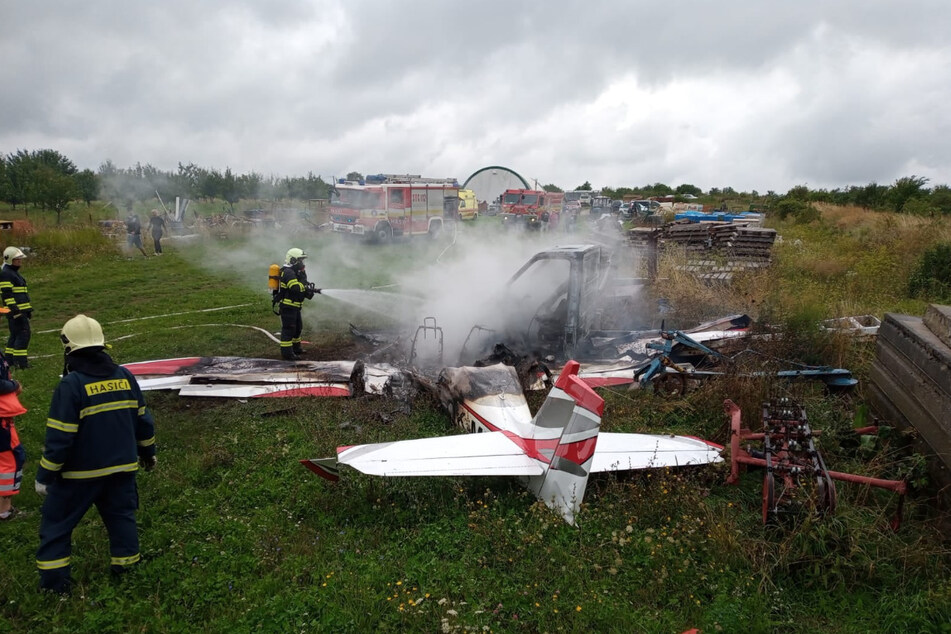 Alle Insassen konnten nur noch tot aus dem Flugzeugwrack geborgen werden.