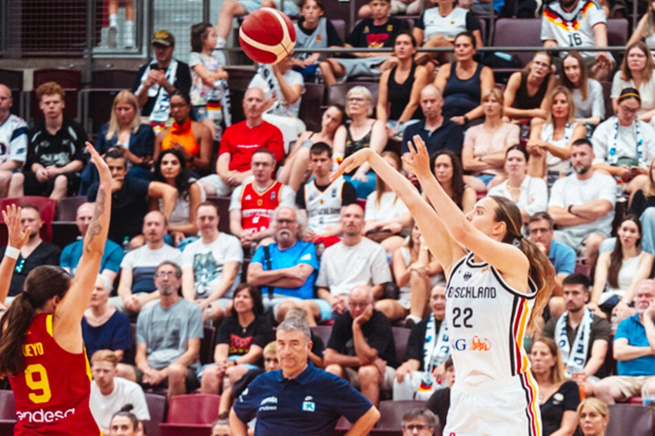 Die deutschen Frauen starten gegen Spanien in die Basketball-WM