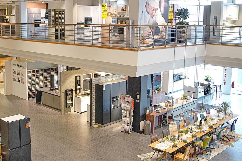 Bis zu 1.750 Euro sparen! XXXLutz lässt am Sonntag (27.9.) die Preise fallen