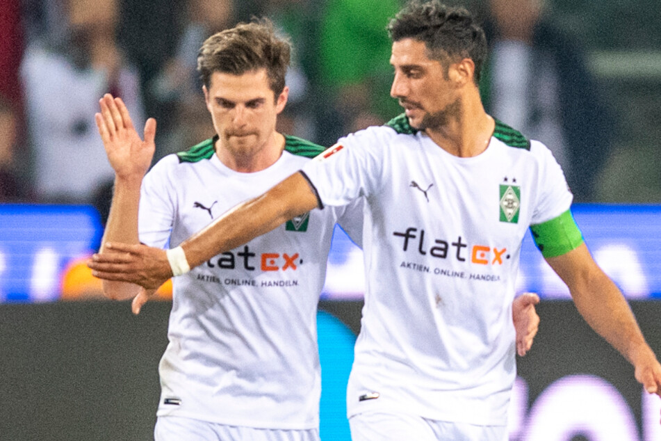 Zu wenig für die Borussia: Gegen das coronagebeutelte Stuttgart hatten sich Jonas Hofmann (l.) und Lars Stindl (r.) mehr ausgerechnet.