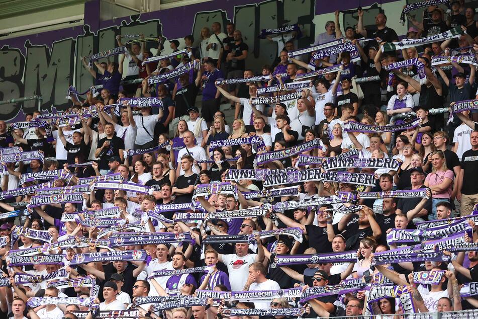 Hier werden letzte Tickets fürs Spiel Aue gegen Schalke 04 verlost