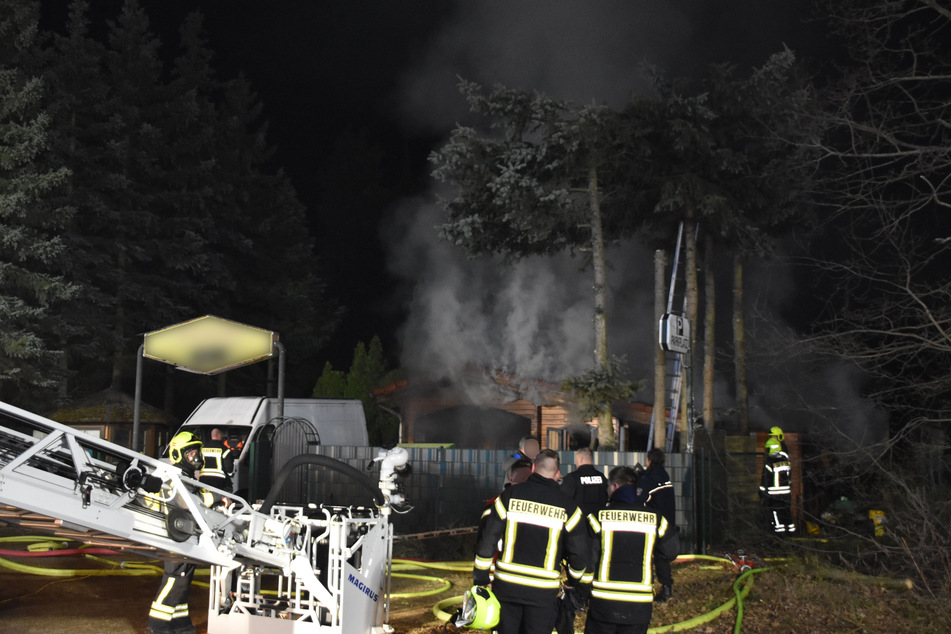 Brandenburger Feuerwehrleute mussten am Montag wegen eines Brandes ausrücken.