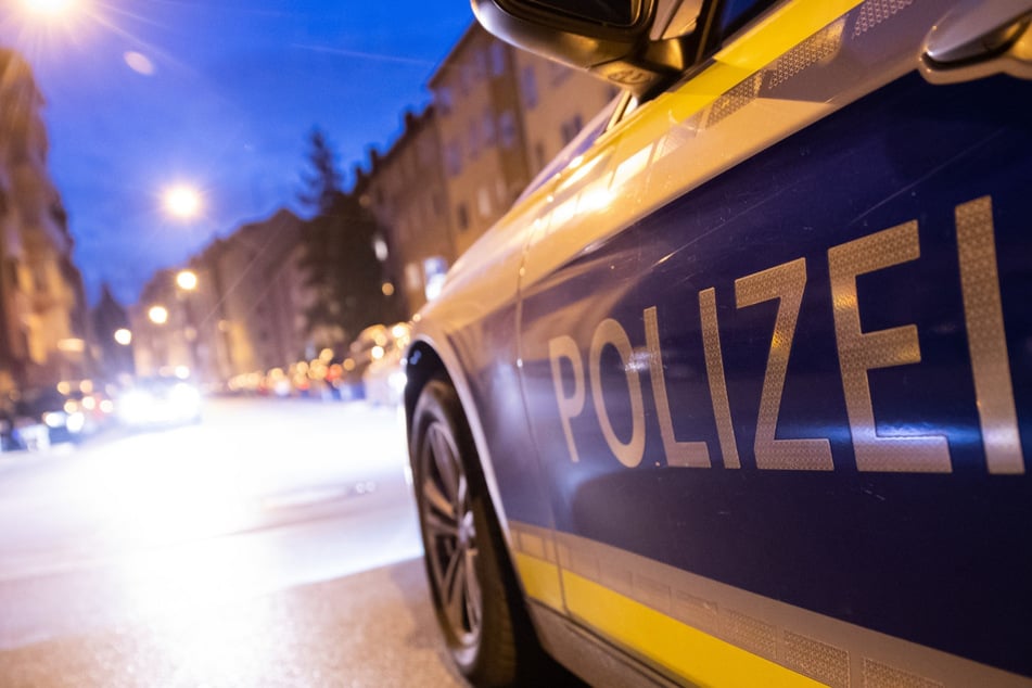 Die Polizei rückte Montagnachmittag zu einem Unfall mit Fahrerflucht aus.