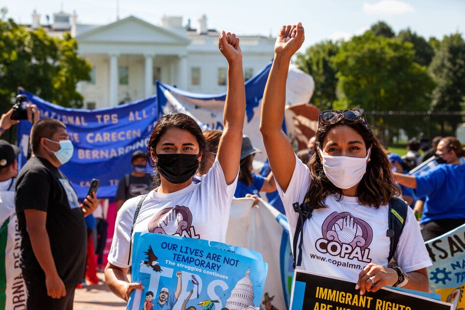 Immigrants' rights activists are echoing calls for re-designation of Temporary Protected Status following the release of two new reports describing worsening socioeconomic conditions in El Salvador and Honduras.