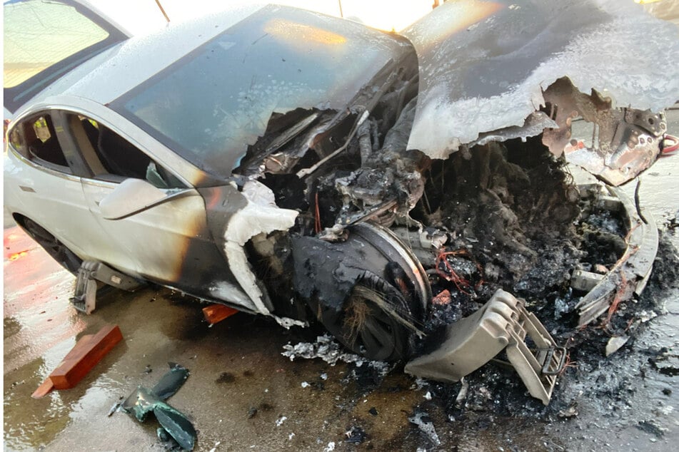 A Tesla's battery compartment spontaneously caught fire in California over the weekend, frying the car.