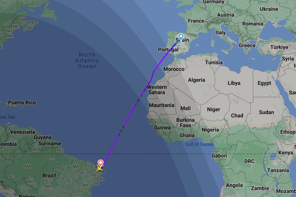 Der Dreamliner musste sofort an der brasilianischen Küste landen.