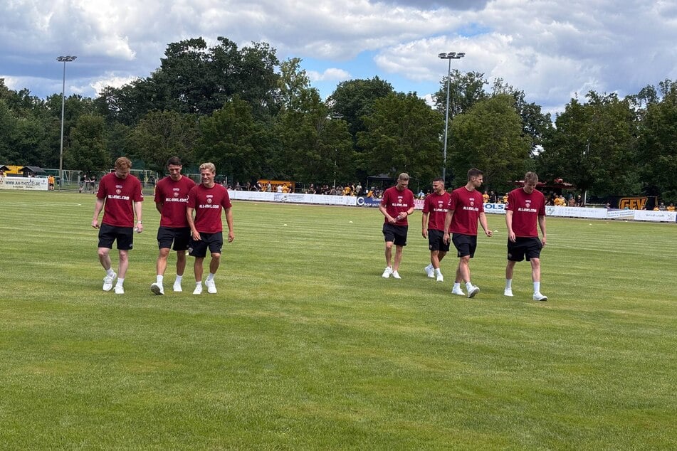 Die Jungs von Dynamo sind in Großenhain angekommen.