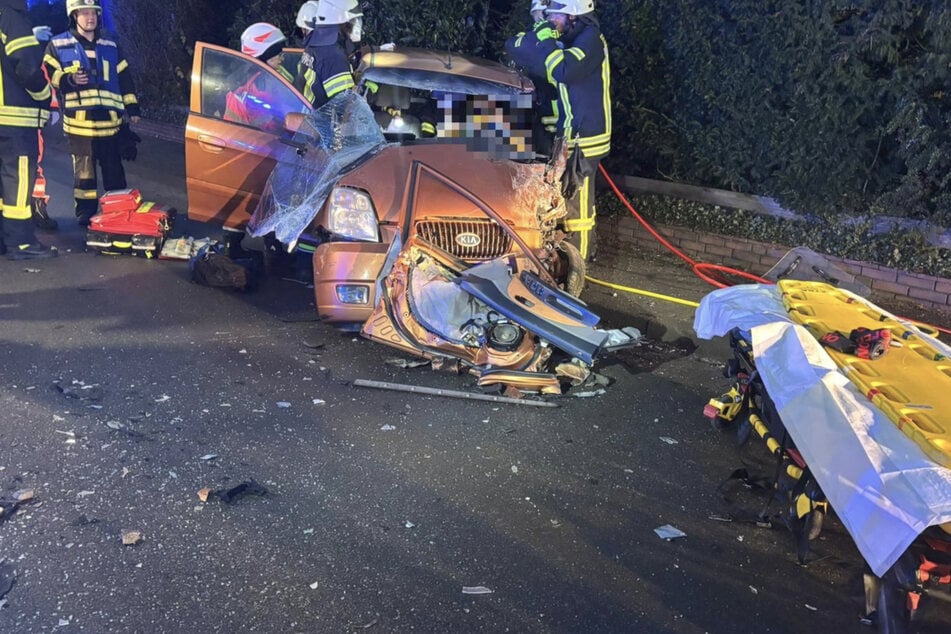 Am Dienstag krachten in Kutenholz zwei Fahrzeuge ineinander.