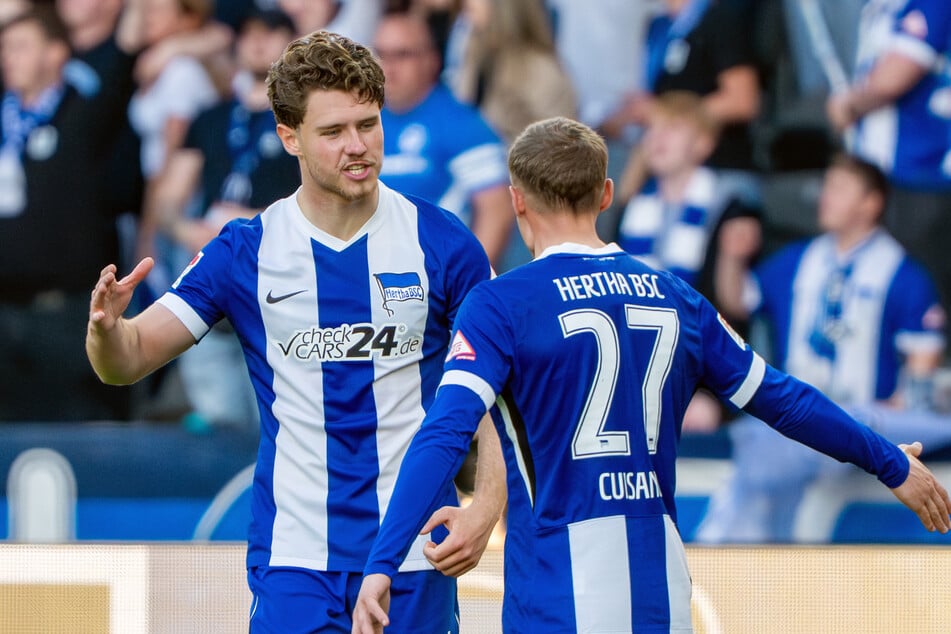 Herthas Linus Gechter (21, l) und Michaël Cuisance (25) sollen auch gegen Fürth wieder jubeln können.