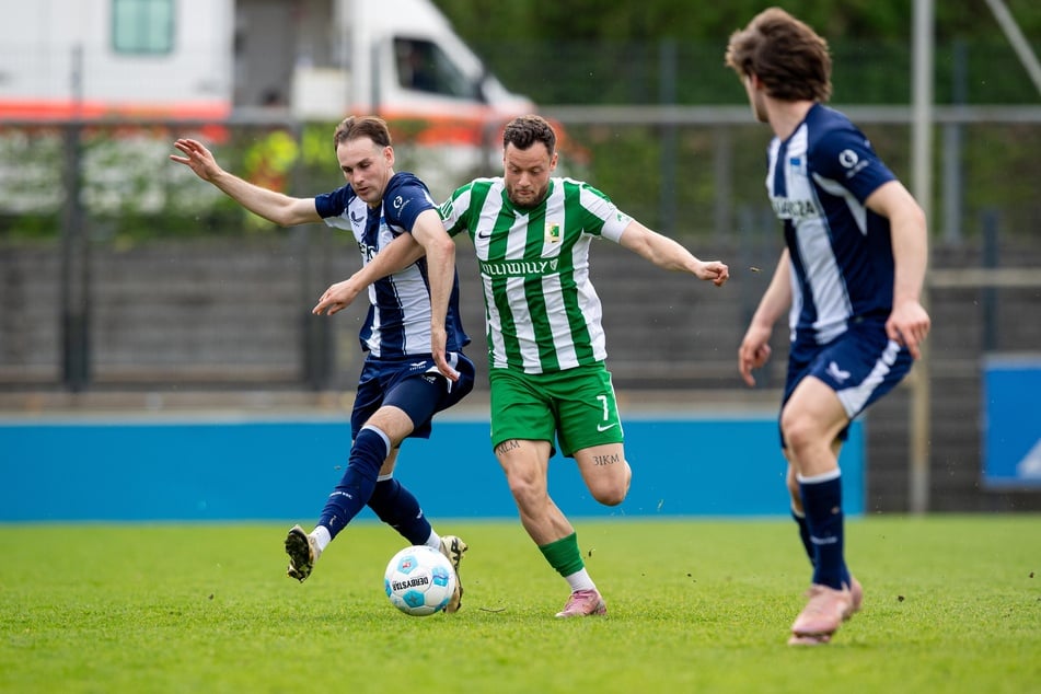 Nur 45 Minuten durfte Janik Mäder (29) gegen Hertha II nach seiner Einwechslung mitspielen, danach musste der Mittelfeldspieler wieder raus.