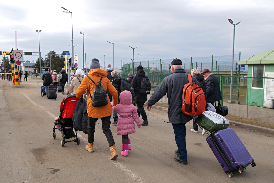 Immer mehr Menschen flüchten aus der Ukraine nach Sachsen, vor allem Frauen und Kinder.